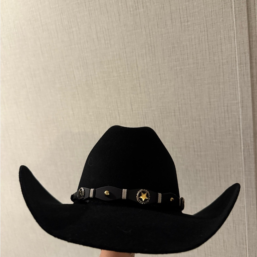 Black Felt Cowboy Hat